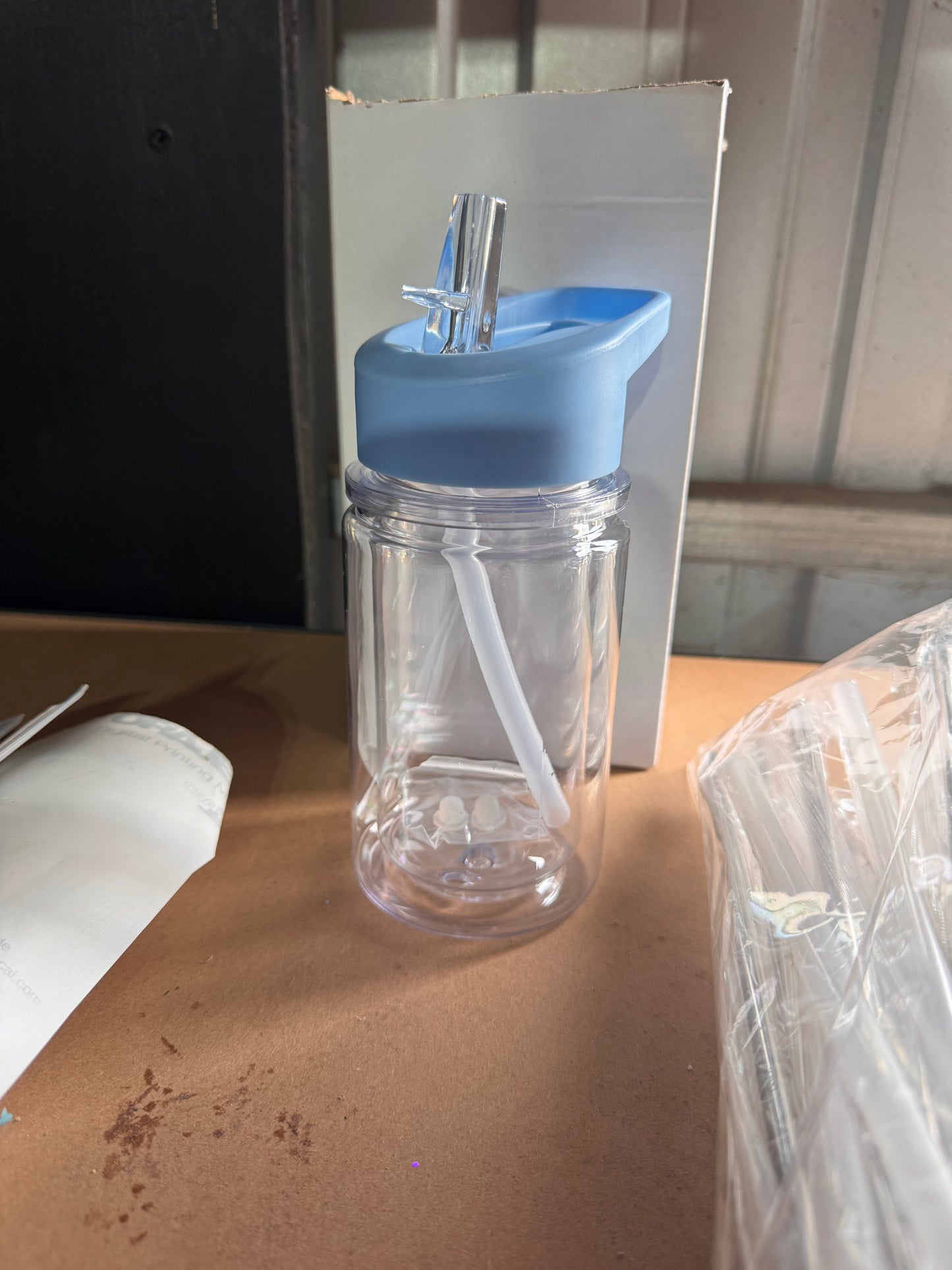 10oz SNOW GLOBE BOTTLE BLUE