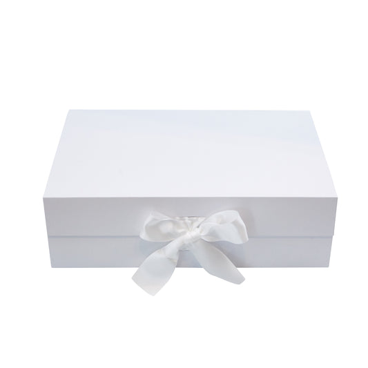 white ribbon silk bridesmaid box 