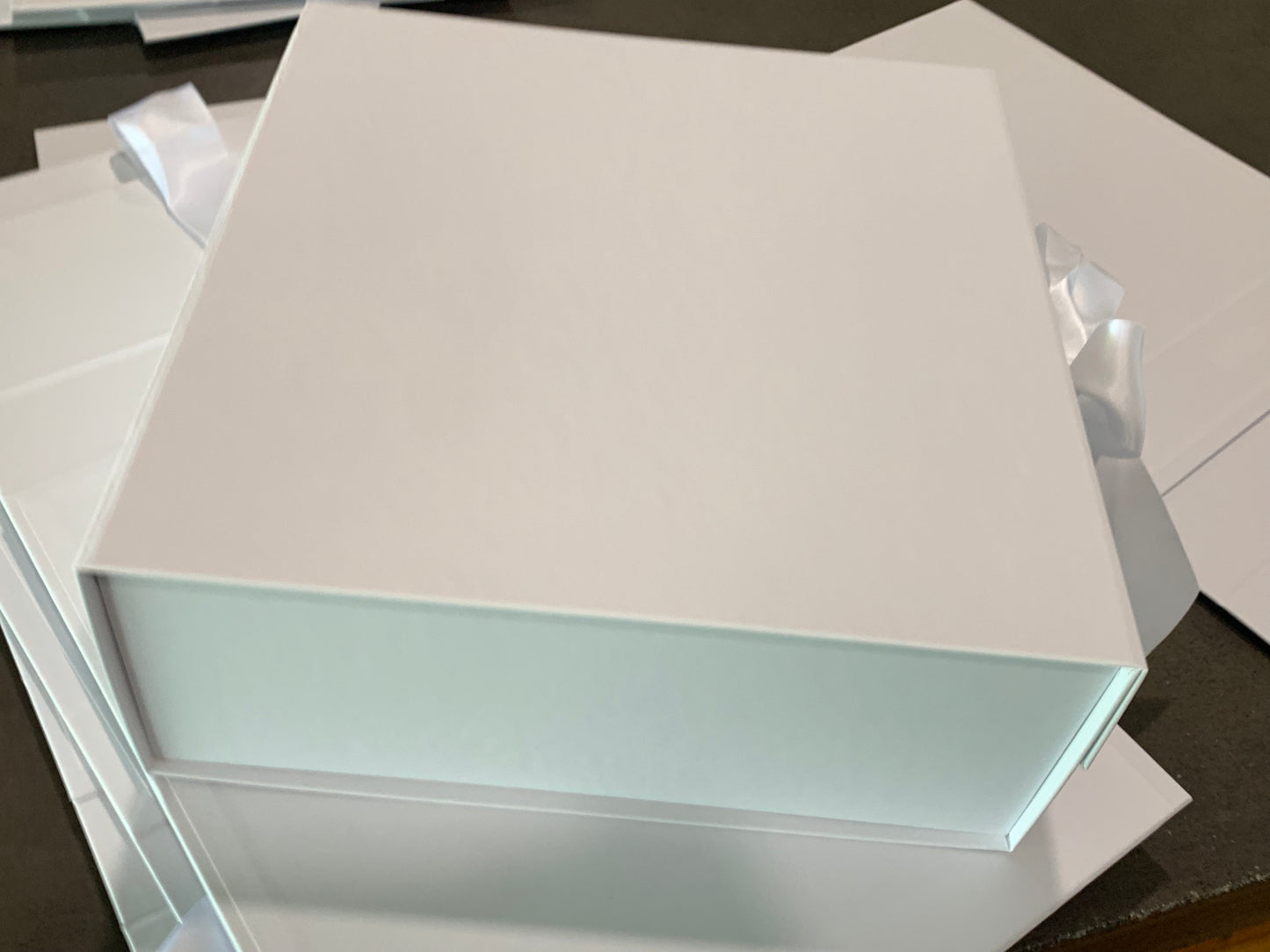 White  Magnetic Medium Square White Ribbon Rigid Box